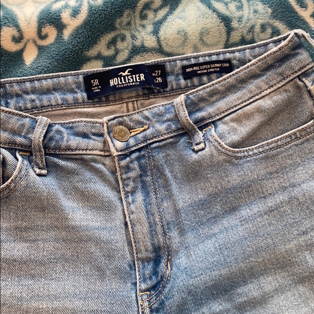 Hollister jeans